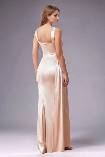 Elegant Blush Satin Sheath Plisseret Lang Brudegæst Kjole med Side Slids